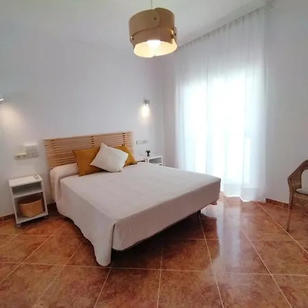 Casa Playa, Terraza Y Garaje Nerja